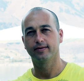 איש צוות